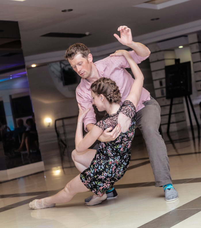Matt & Sarah, Simply Modern Jive